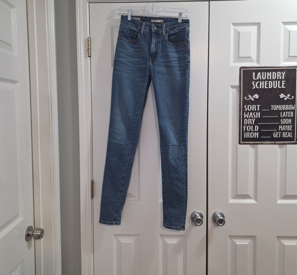 Levi's Premium Classic High-Rise Skinny Jeans - Blue
